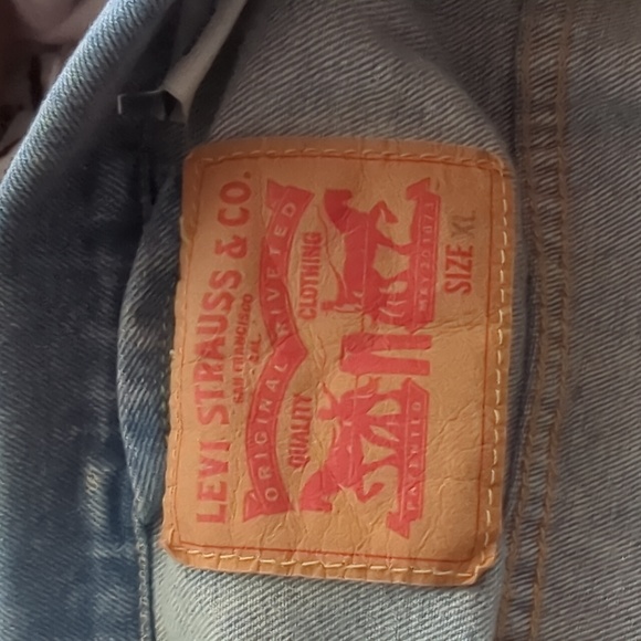 Levi's Jean Jacket - Picture 3 of 7